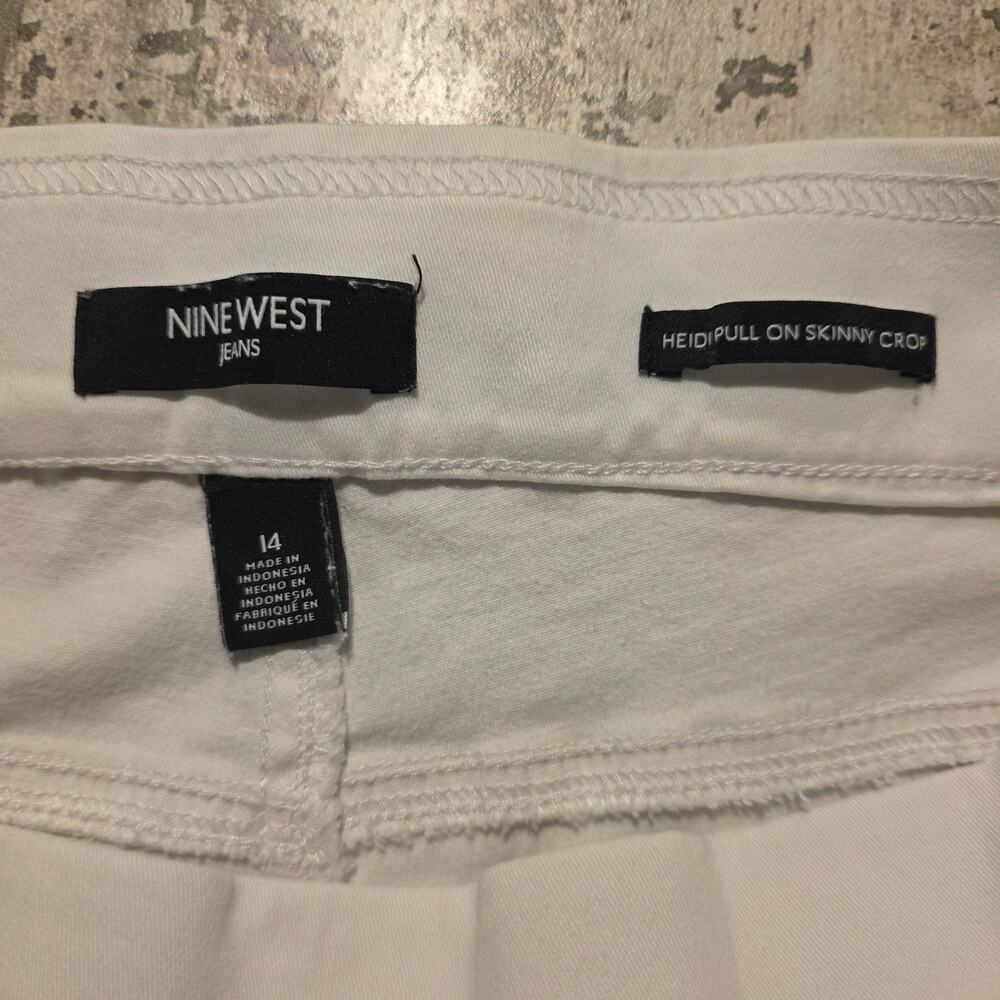 Nine West "Heidi" White Pull On Skinny Crop Jeans size 14 - Picture 3 of 8